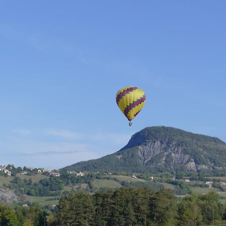 Chambre Independante Deux Personnes Au Bord De La Blanche Selonnet Buitenkant foto
