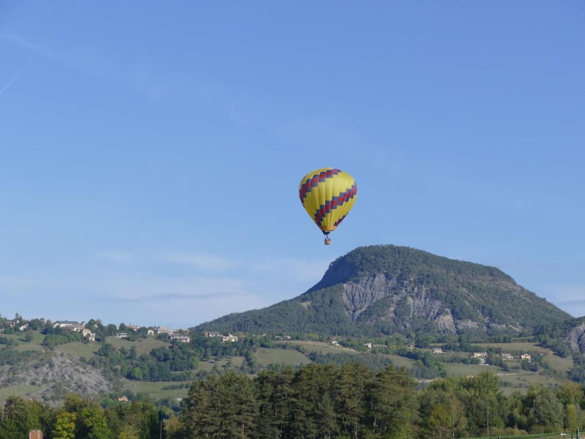 Chambre Independante Deux Personnes Au Bord De La Blanche Selonnet Buitenkant foto